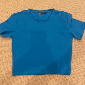 zara blue cropped t shirt